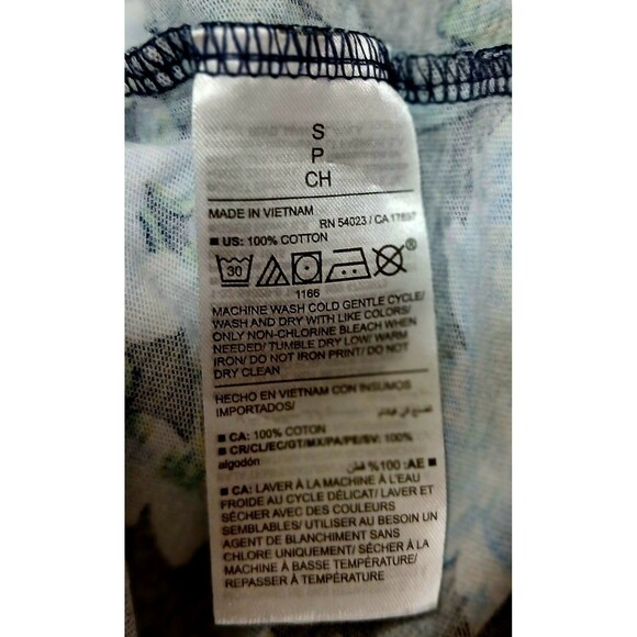 Old Navy Women’s Small Blue Floral Tropical Hawaiian Print Cotton Tee EUC - Picture 6 of 6